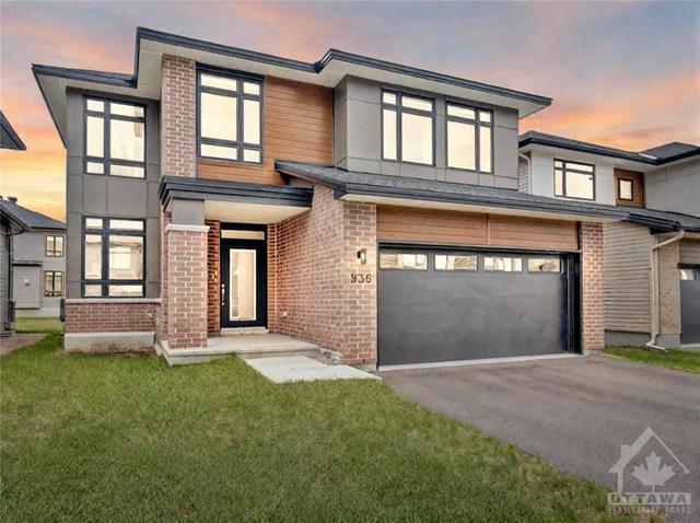936 Atrium Ridge, House detached with 5 bedrooms, 4 bathrooms and 4 parking in Ottawa ON | Image 2
