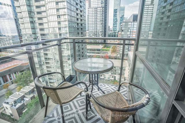 1903 - 11 Brunel Crt, Condo with 1 bedrooms, 1 bathrooms and 1 parking in Toronto ON | Image 18