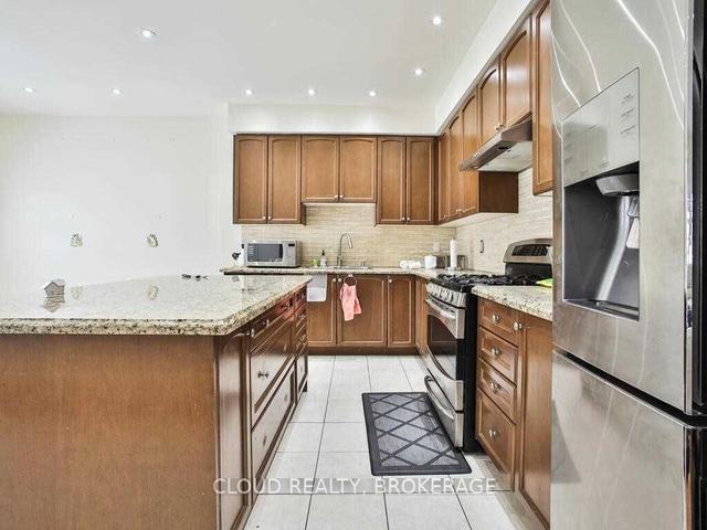 upper - 4 Frenchpark Circ, House detached with 4 bedrooms, 3 bathrooms and 3 parking in Brampton ON | Image 7