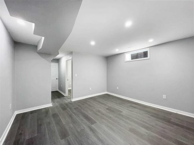 lower - 20 Kingsley Ave, Condo with 2 bedrooms, 1 bathrooms and 1 parking in Toronto ON | Image 11