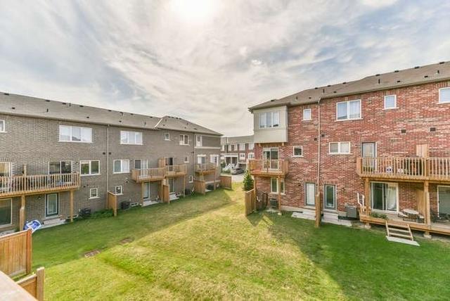 058 - 45 Aspen Hills Rd, House attached with 3 bedrooms, 2 bathrooms and 2 parking in Brampton ON | Image 18