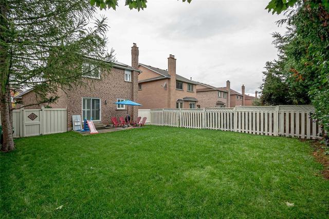 2860 Tradewind Dr, House detached with 3 bedrooms, 4 bathrooms and 6 parking in Mississauga ON | Image 28