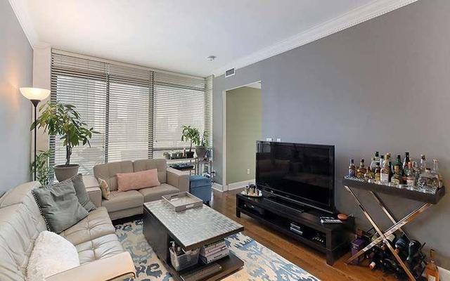 1013 - 438 King St, Condo with 1 bedrooms, 2 bathrooms and 1 parking in Toronto ON | Image 5
