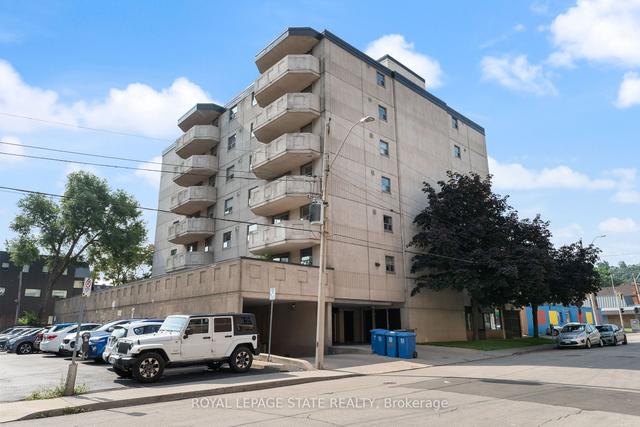 304 - 21 East Ave S, Condo with 2 bedrooms, 2 bathrooms and 2 parking in Hamilton ON | Image 32