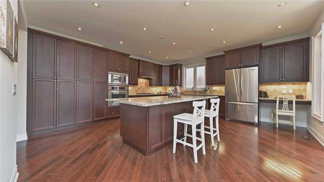 679 Valley Vista Dr, House detached with 4 bedrooms, 4 bathrooms and 4 parking in Vaughan ON | Image 39