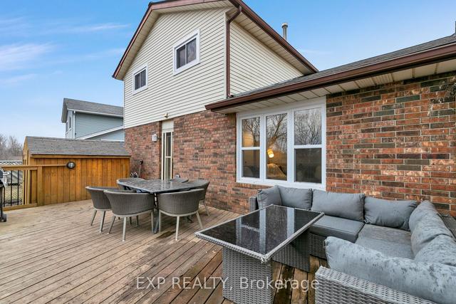 52 Erinbrook Dr, House detached with 3 bedrooms, 3 bathrooms and 3 parking in Kitchener ON | Image 30