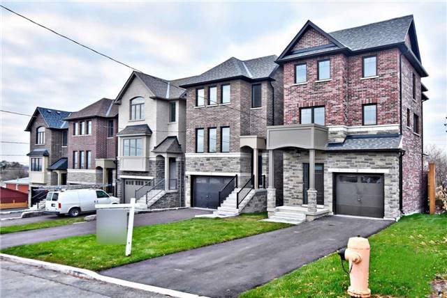 2 Helen Ave, House detached with 4 bedrooms, 6 bathrooms and 2 parking in Toronto ON | Image 1