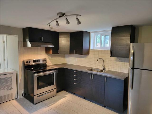 431 Second (Lower) Rd, Condo with 2 bedrooms, 1 bathrooms and 1 parking in Hamilton ON | Image 3