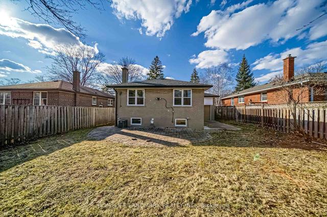 1426 Monaghan Circ, House detached with 3 bedrooms, 2 bathrooms and 7 parking in Mississauga ON | Image 32