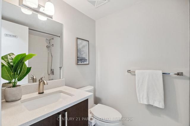1088 Lansdowne Ave, House attached with 3 bedrooms, 3 bathrooms and 1 parking in Toronto ON | Image 11