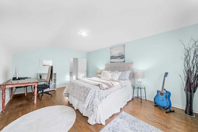 2127 Dufferin St, House semidetached with 3 bedrooms, 2 bathrooms and 1 parking in Toronto ON | Image 8
