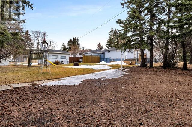 4222 50 Avenue, House detached with 4 bedrooms, 2 bathrooms and 4 parking in Olds AB | Image 35
