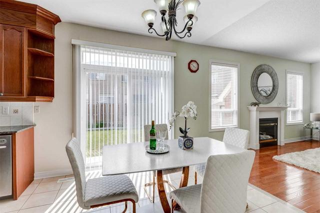 12 Tamarind Vale Cres, House detached with 5 bedrooms, 3 bathrooms and 6 parking in Brampton ON | Image 12