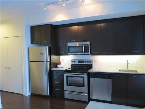 1801 - 365 Prince Of Wales Dr, Condo with 0 bedrooms, 1 bathrooms and 1 parking in Mississauga ON | Image 2