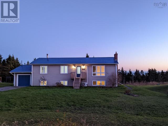 866 West Lawrencetown Road, House detached with 5 bedrooms, 2 bathrooms and null parking in Halifax NS | Image 36