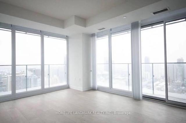 3704 - 50 Wellesley St E, Condo with 2 bedrooms, 2 bathrooms and 1 parking in Toronto ON | Image 3