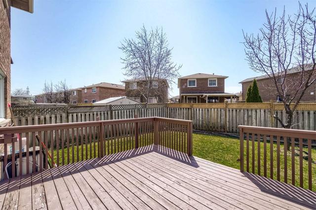 26 Sweet Oak Crt, House detached with 4 bedrooms, 4 bathrooms and 5 parking in Brampton ON | Image 26