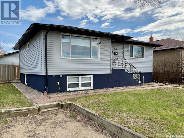623 College Avenue E, House detached with 4 bedrooms, 2 bathrooms and null parking in Regina SK | Image 4