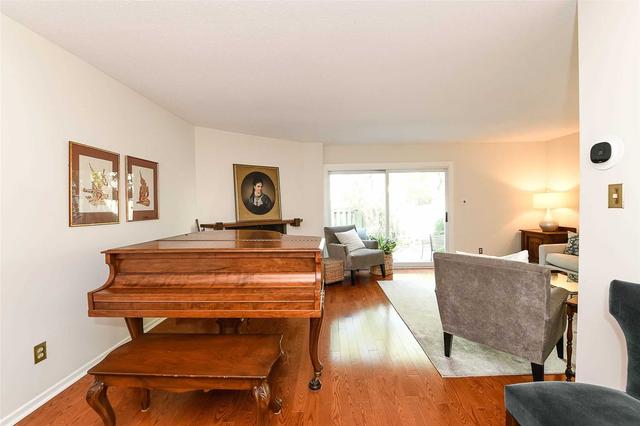 4 Tyson Shepway, Townhouse with 3 bedrooms, 2 bathrooms and 2 parking in Toronto ON | Image 19