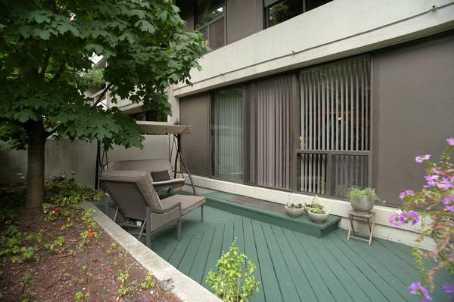114 - 100 Quebec Ave, Condo with 2 bedrooms, 1 bathrooms and 2 parking in Toronto ON | Image 9
