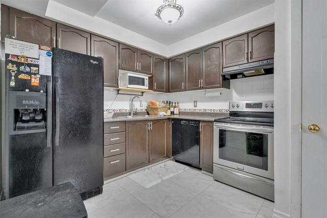 302 - 74 Sidney Belsey Cres, Townhouse with 3 bedrooms, 3 bathrooms and 1 parking in Toronto ON | Image 3