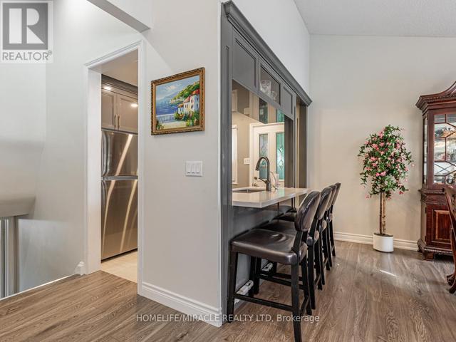5 Benhur Cres, House detached with 3 bedrooms, 2 bathrooms and 3 parking in Toronto ON | Image 9