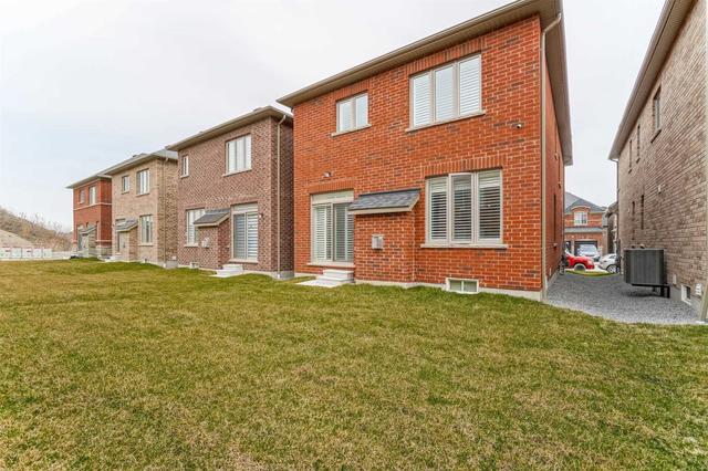 2426 Hibiscus Dr, House detached with 4 bedrooms, 3 bathrooms and 2 parking in Pickering ON | Image 30