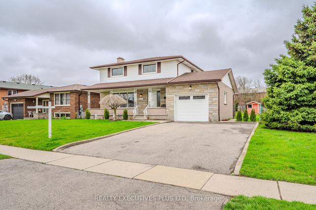127 Applewood Cres, House detached with 4 bedrooms, 3 bathrooms and 5 parking in Guelph ON | Image 12