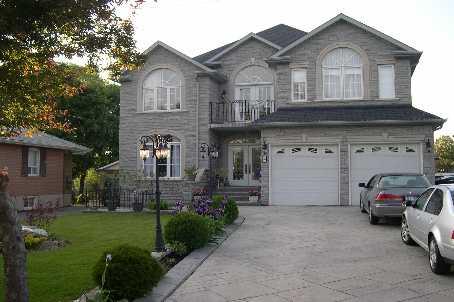 86 Grovedale Ave, House detached with 4 bedrooms, 5 bathrooms and 4 parking in Toronto ON | Image 1