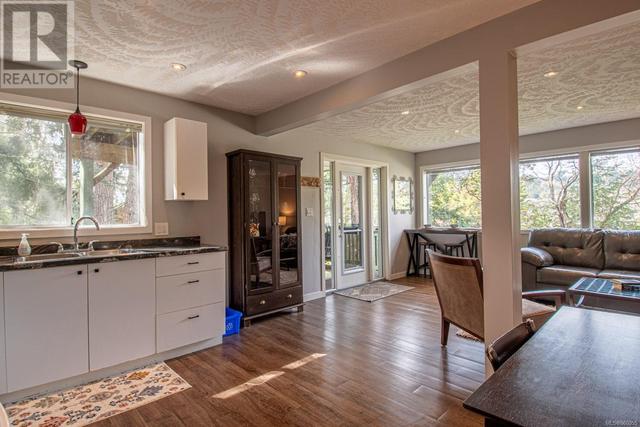 658 Rason Rd, House detached with 5 bedrooms, 4 bathrooms and 5 parking in Langford BC | Image 73