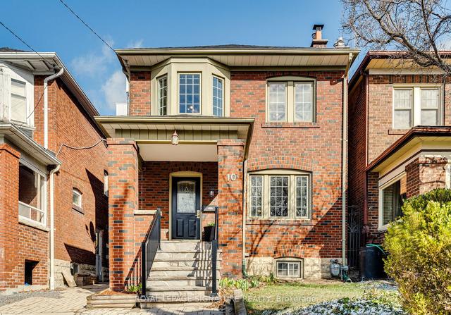 10 Larkin Ave, House detached with 3 bedrooms, 2 bathrooms and 1 parking in Toronto ON | Image 12