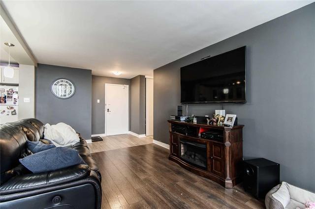 701 - 3120 Kirwin Ave, Condo with 2 bedrooms, 1 bathrooms and 1 parking in Mississauga ON | Image 6