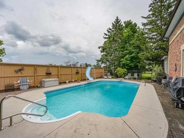 1639 Elm Tree Rd, House detached with 3 bedrooms, 3 bathrooms and 12 parking in Kawartha Lakes ON | Image 27