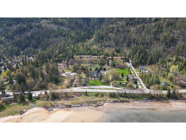 1 - 1691 Highway 3a, Condo with 1 bedrooms, 1 bathrooms and 1 parking in Central Kootenay F BC | Image 38