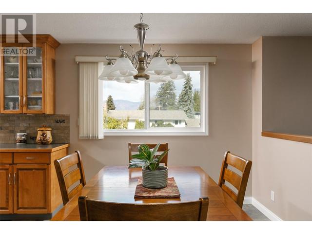 4447 Pinegrove Road, House detached with 5 bedrooms, 2 bathrooms and 4 parking in Kelowna BC | Image 21