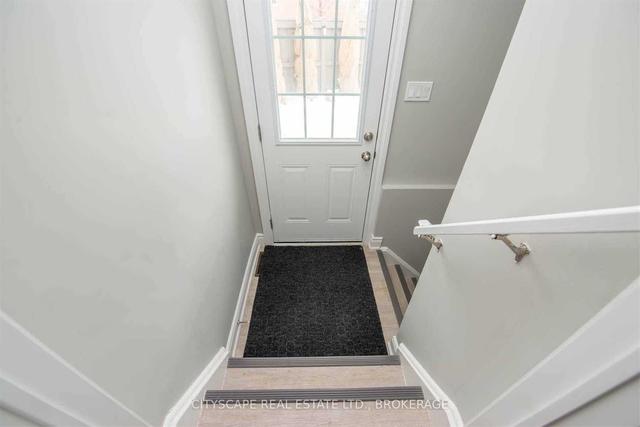 28 Red Ash Crt, House detached with 5 bedrooms, 5 bathrooms and 6 parking in Brampton ON | Image 30