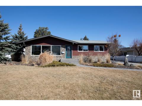 6604 108 Av Nw, House detached with 4 bedrooms, 2 bathrooms and null parking in Edmonton AB | Card Image
