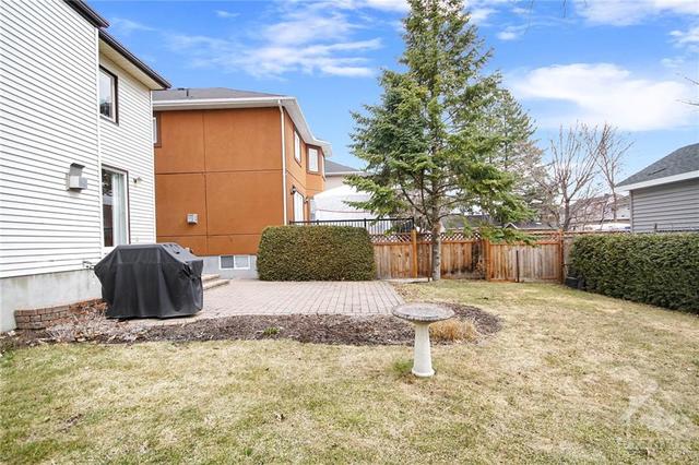 26 Ashburn Drive, House detached with 3 bedrooms, 3 bathrooms and 6 parking in Ottawa ON | Image 30