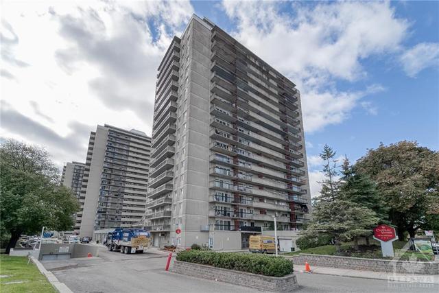 ph6 - 158 Mcarthur Avenue, Condo with 2 bedrooms, 1 bathrooms and 1 parking in Ottawa ON | Image 1