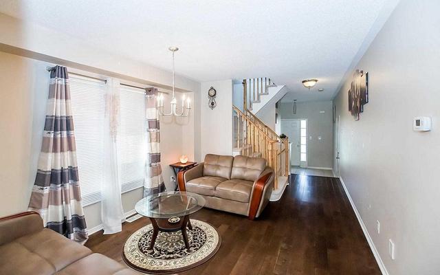 139 Sugarhill Dr, House semidetached with 4 bedrooms, 3 bathrooms and 2 parking in Brampton ON | Image 6
