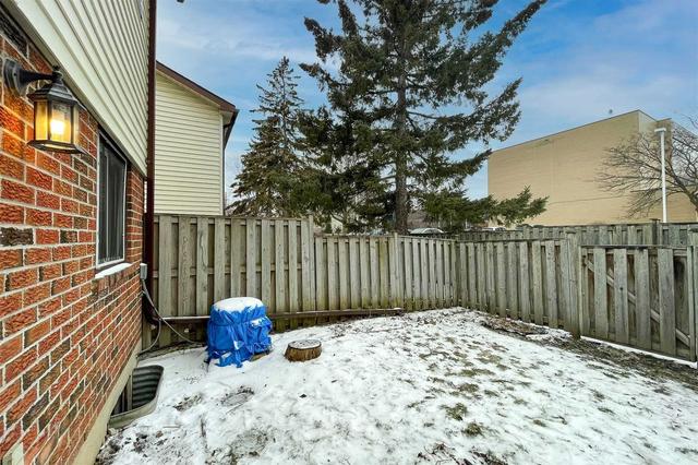 32 - 28 Donald St, Townhouse with 3 bedrooms, 3 bathrooms and 2 parking in Barrie ON | Image 25