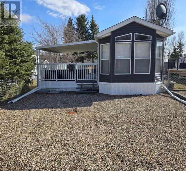 150 Cormorant Crescent, House other with 1 bedrooms, 1 bathrooms and 1 parking in Vulcan County AB | Image 2