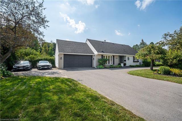 789 Parkhill Road W, House detached with 4 bedrooms, 3 bathrooms and 9 parking in Peterborough ON | Image 12