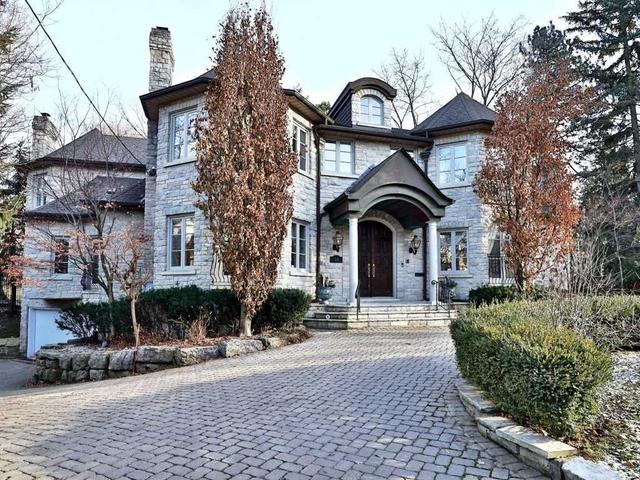 39 Old Yonge St, House detached with 4 bedrooms, 5 bathrooms and 6 parking in Toronto ON | Image 1