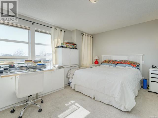 410 - 799 Blackberry Rd, Condo with 2 bedrooms, 2 bathrooms and 1 parking in Saanich BC | Image 14