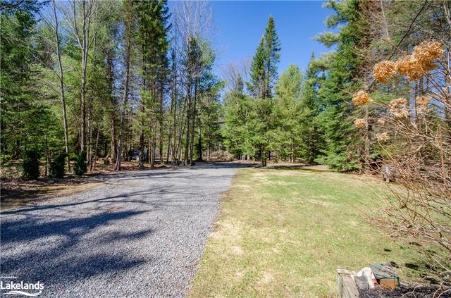 1023 Harmony Lane Private, House detached with 2 bedrooms, 1 bathrooms and 8 parking in Bracebridge ON | Image 33