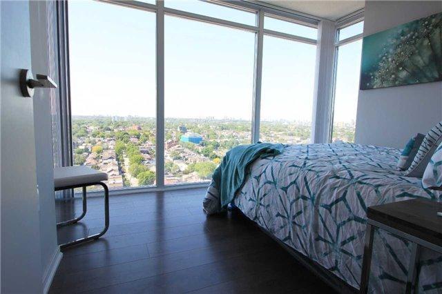 Lph 21E - 36 Lisgar St, Condo with 1 bedrooms, 1 bathrooms and 1 parking in Toronto ON | Image 3
