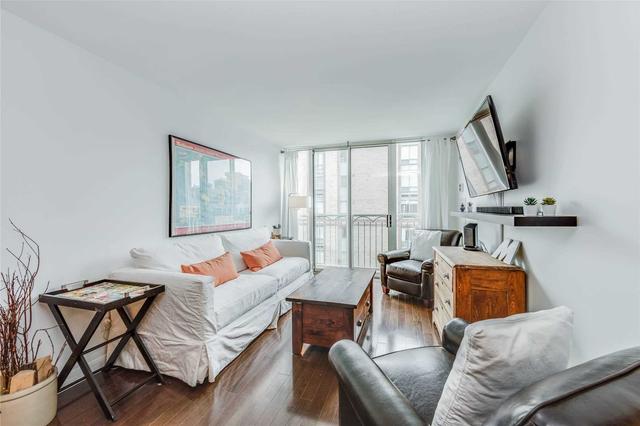 866 - 313 Richmond St E, Condo with 2 bedrooms, 2 bathrooms and 1 parking in Toronto ON | Image 25