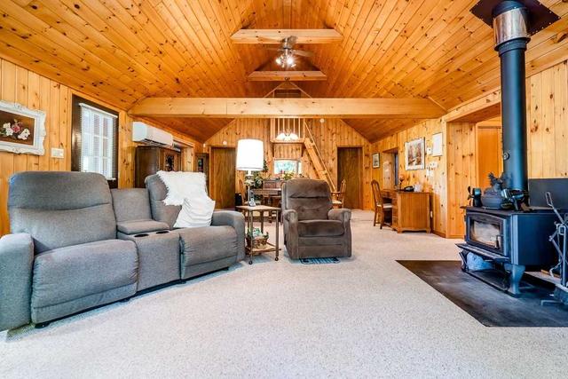 180 Lake Rd, House detached with 4 bedrooms, 2 bathrooms and 12 parking in Georgian Bay ON | Image 7
