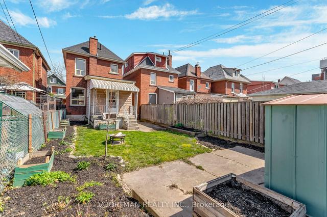 86 Rosemont Ave, House detached with 3 bedrooms, 2 bathrooms and 2 parking in Hamilton ON | Image 11